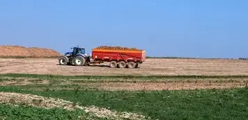 travaux agricoles Montsûrs-1